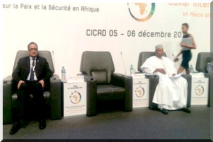 Discours du ministre des affaires étrangères et de la coopération Isselkou Ould Ahmed Izidbih dans le forum international de la sécurité et la paix de Dakar