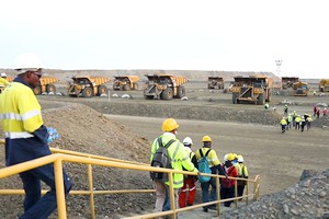 Communiqué de presse : Un nouveau documentaire TV sur la TVM pour découvrir les impacts positifs de la mine de Tasiast [Vidéo&PhotoReportage]