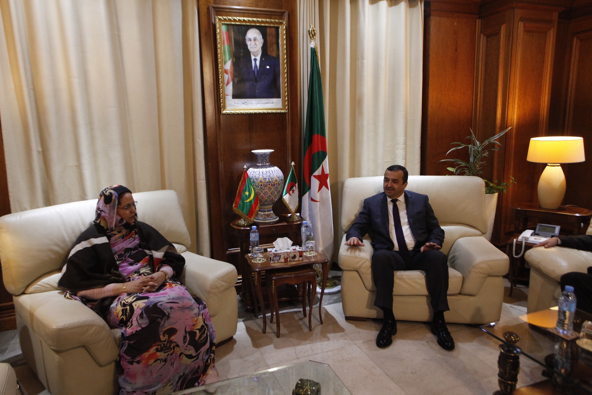 M. Arkab examine avec la ministre mauritanienne de l’Emploi les moyens de renforcer la coopération