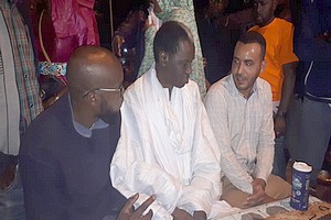[Vidéo & PhotoReportage] Kane Hamidou Baba visite les vendeurs du marché 