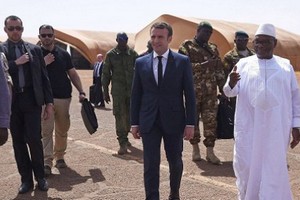 Quelle signification politique donner au voyage d’Emmanuel Macron à Gao, au Mali ? 