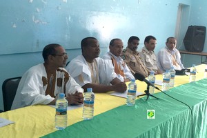 Nouadhibou : Le ministre de la jeunesse et des sports se réunit avec les représentants des clubs et organisations des jeunes de la wilaya 