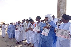 Les disciples et fidèles de l’Erudit Ould Cheikh Sidiya en colère contre les propos du maire de Zouératt (En images)