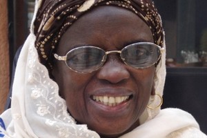 Bios Diallo rend hommage, dans la revue Francophonies du Monde, à l'ancienne ministre Aïssata Kane