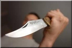 Kiffa : Un homme poignarde un enfant