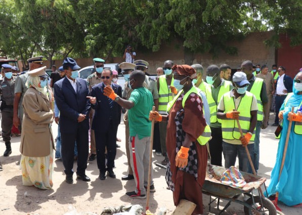 Nouakchott - Le wali de Nouakchott ouest lance une opération d’assainissement au quartier SOCIM