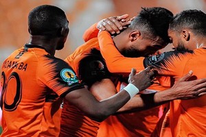 Coupe de la CAF, 2e tour préliminaire : Tevragh-Zeina (Mauritanie) 0–0 RS Berkane (Maroc)
