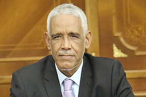 Le ministre de la justice : Ould M’Khaitir est toujours en prison à Nouadhibou