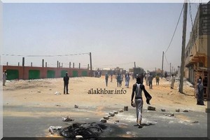 Manifestation à Nouakchott: un bus de la police à feu [PhotoReportage]