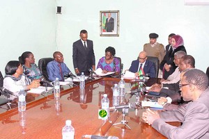 Signature d’un protocole d’accord aux termes duquel la Mauritanie va abriter la 62ème session de la CADHP 