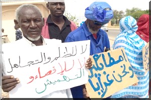Nouakchott: Des manifestants accusent des oulémas d’avoir 'spolié' leur terre