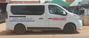 L’ARGF offre une ambulance au poste de santé de Garlol 