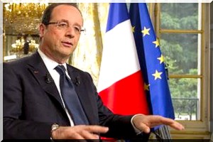 Le Président de la République reçoit des félicitations du président Français