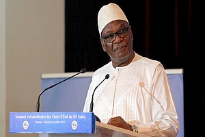 Mali: le président IBK inaugure le poste de commandement de la force du G5 Sahel