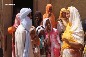 2000 réfugiés maliens quittent le camp de M'berra pour revenir dans leurs villages d'origine au Mali