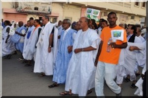 Mauritanie: des milliers de manifestants à Nouakchott contre un changement de Constitution