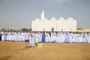 Mauritanie:  Le Président de la République effectue la prière d’l’Aïd El Adha à la Mosquée IbnaAbass 