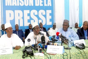 Présidentielle au Mali: l'opposition dénonce un «coup d'Etat électoral»