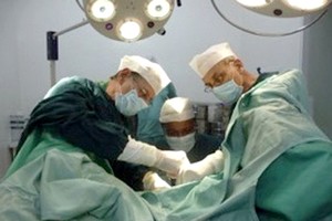 Une équipe médicale algérienne effectue 65 interventions chirurgicales en Mauritanie 