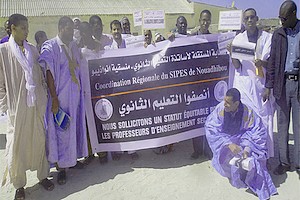 Nouadhibou : Sit-in des enseignants devant la Zone Franche (ZF)