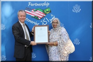L’Ambassade des Etats-Unis présente la candidature de Mme Zeinabou Taleb Moussa au prix international de Femme de Courage 2017 [PhotoReportage]