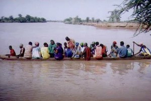 Mauritanie/Sénégal: chavirement d'une pirogue à Matam, 3 corps repêchés. 20 personnes portées disparues