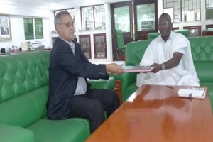 Signature d’une convention d’assurance maladie entre la Mairie de Rosso et la CNAM