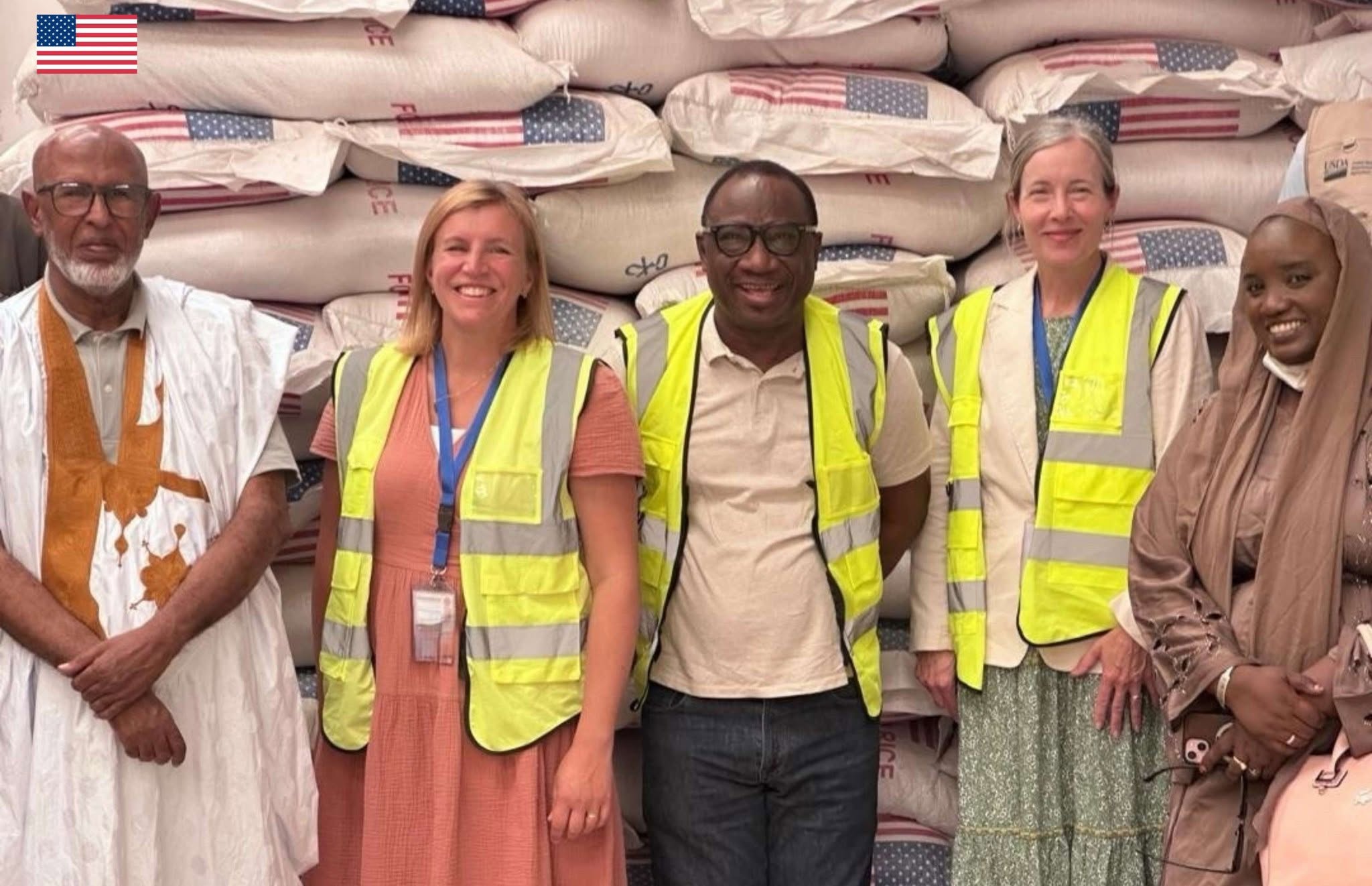 Une délégation américaine évalue l’impact de l’aide fournie par les USA pour soutenir l’enseignement des enfants dans le sud de la Mauritanie