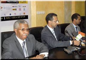 Emploi : Premier salon national. 