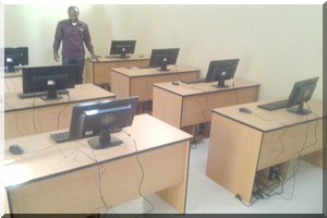 Maison d’arrêt de Dar Naim : formation des détenus en informatique et en électricité [PhotoReportage]