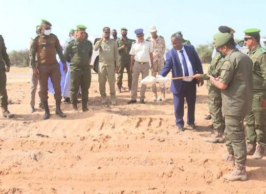 Incinération d’importantes quantités de matières interdites et périmées