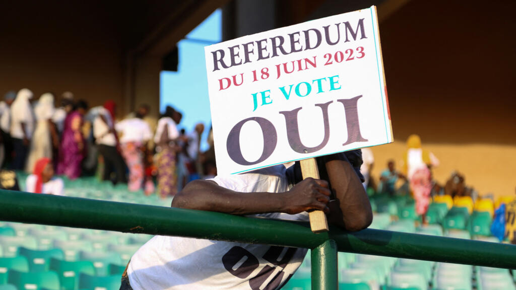 Les Maliens approuvent le projet de nouvelle Constitution avec 97% des voix, selon l'autorité électorale