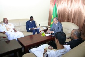 Le ministre de l’enseignement secondaire rencontre les syndicats professionnels du secteur