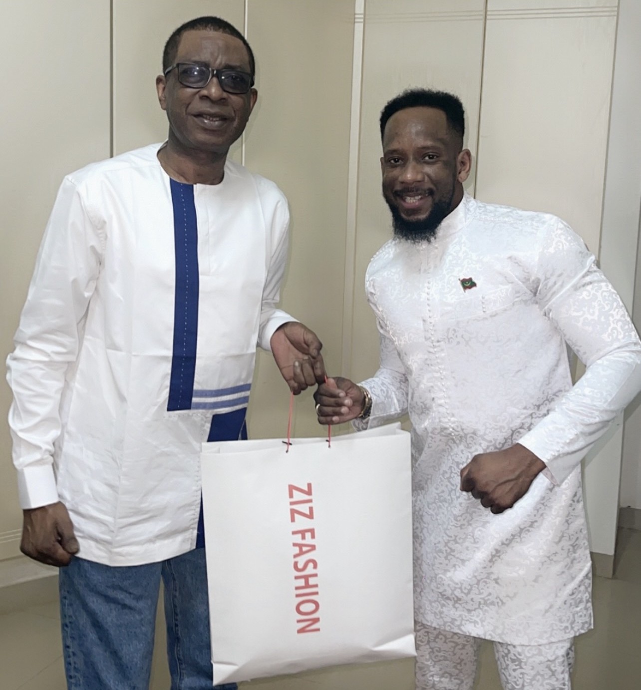 Ziz Fashion félicite Youssou N’Dour pour son prix obtenu en Espagne