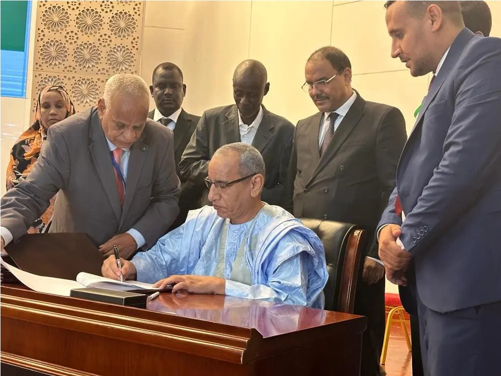 Mauritanie : signature d’une charte entre gouvernement, parti majoritaire et deux formations d’opposition