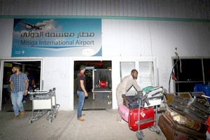 Vingt morts lors de combats au principal aéroport de Libye