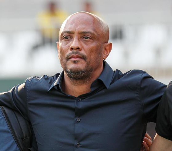 Mauritanie : Amir Abdou va rester le coach des Mourabitounes jusqu’en 2026, annonce la FFRIM