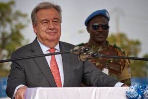 Mali: le secrétaire général de l’ONU quitte le Mali « le coeur réchauffé »