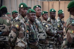 Le Mali crée son école de guerre