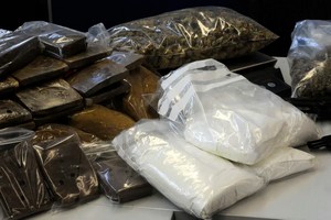 1.300 arrestations dans une opération anti-drogue mondiale