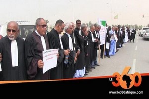 Vidéo. Mauritanie: les avocats manifestent contre la modification du Code de commerce