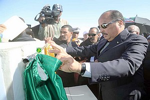 Le Président de la République donne le coup d'envoi des travaux de la centrale éolienne de Boulenouar 