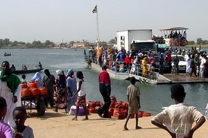 ﻿Des centaines de voyageurs bloqués au débarcadère de Rosso