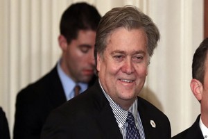 Assaut du Capitole : Steve Bannon, proche de Trump, inculpé pour avoir refusé de témoigner au Congrès