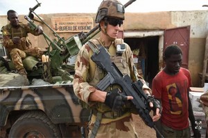 L'armée française tue l'un des auteurs de l'assassinat des six humanitaires au Niger