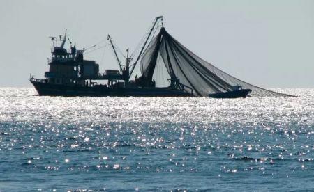 Lancement d'un projet pour faire face aux impacts déstabilisants des navires de pêche étrangers dans le Golfe de Guinée et en Mauritanie 