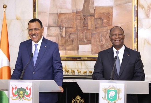 Bazoum et Ouattarra « harmonisent leurs points de vue » sur le dossier malien