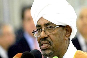 El Béchir dénonce l'embargo 