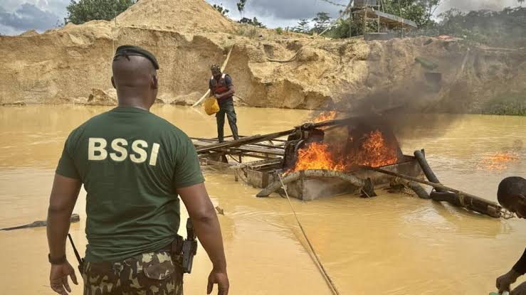 La Côte d’Ivoire se donne six mois pour éradiquer le fléau de l’orpaillage illégal