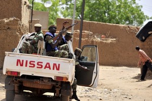 Trois policiers nigériens tués dans une attaque près du Burkina